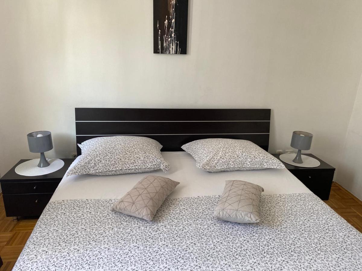Apartment Miana Трогир Экстерьер фото