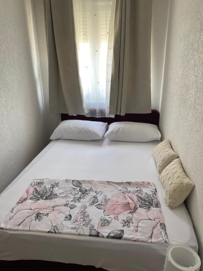 Apartment Miana Трогир Экстерьер фото